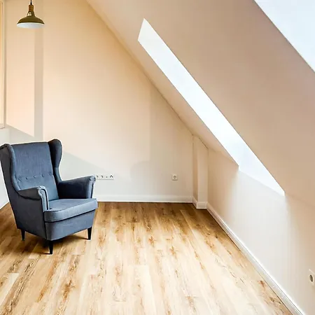 4 Bedroom Cozy In Casa vacanze *
