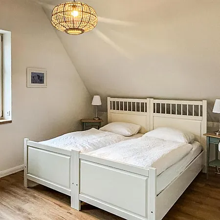 Cozy In With Wifi Detern