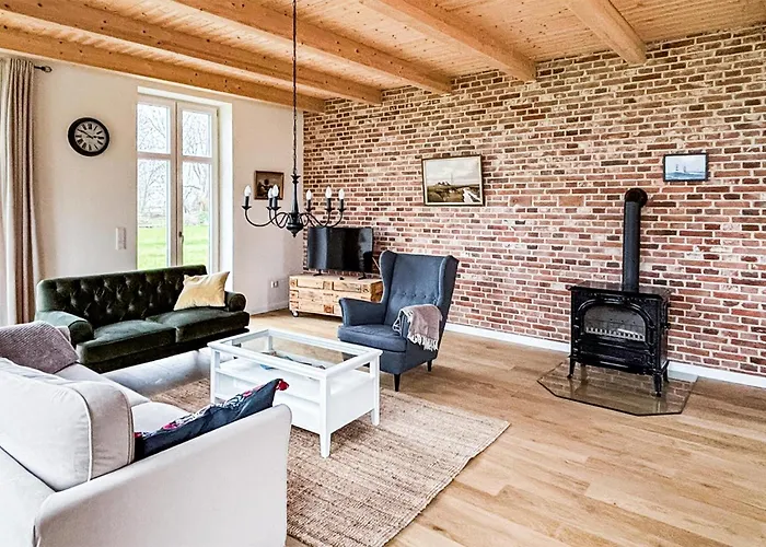 4 Bedroom Cozy In Casa de Férias Detern
