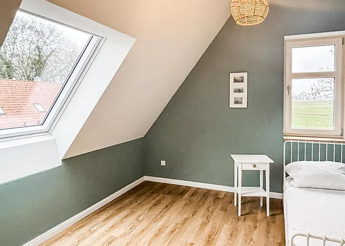 4 Bedroom Cozy In * Detern